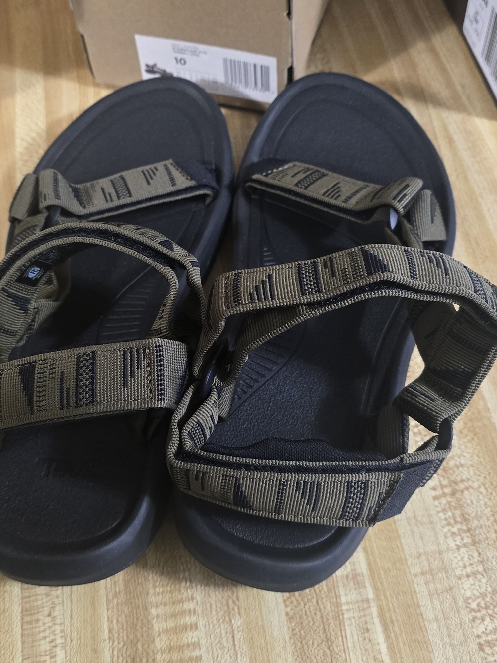 Teva Mens Size 10 Adjustable Sport Sandals in Olive/Black XLT2 New Without Tags.